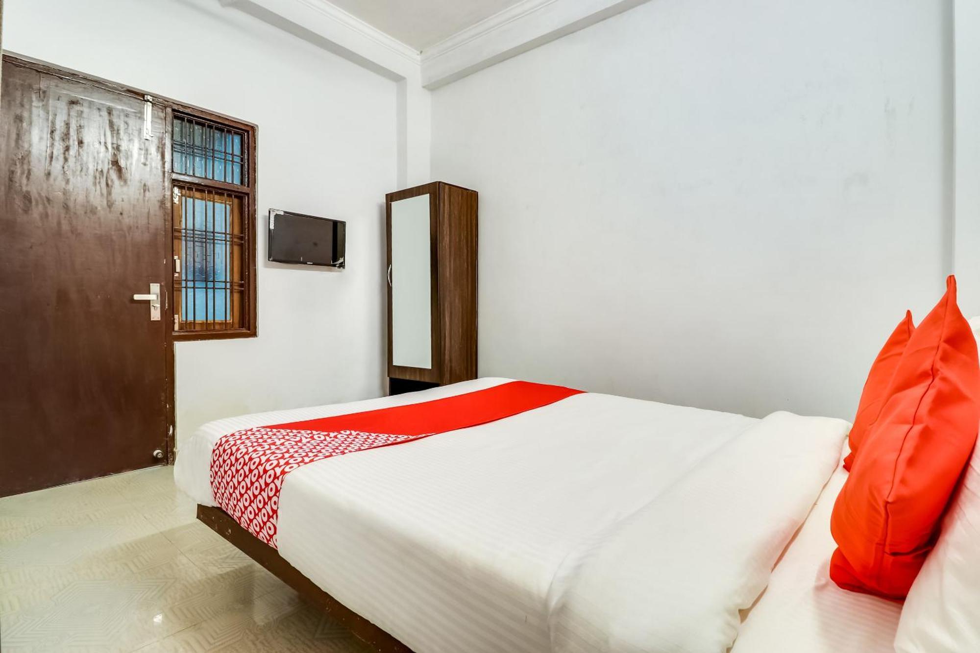 Hotel O The Velvet Chinhat Tiraha Esterno foto